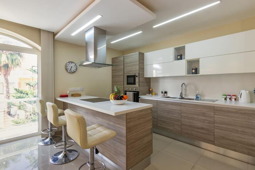 Modern 3 Bedroom Apartment Close To Paceville And Beach Is-Swieqi Exterior photo